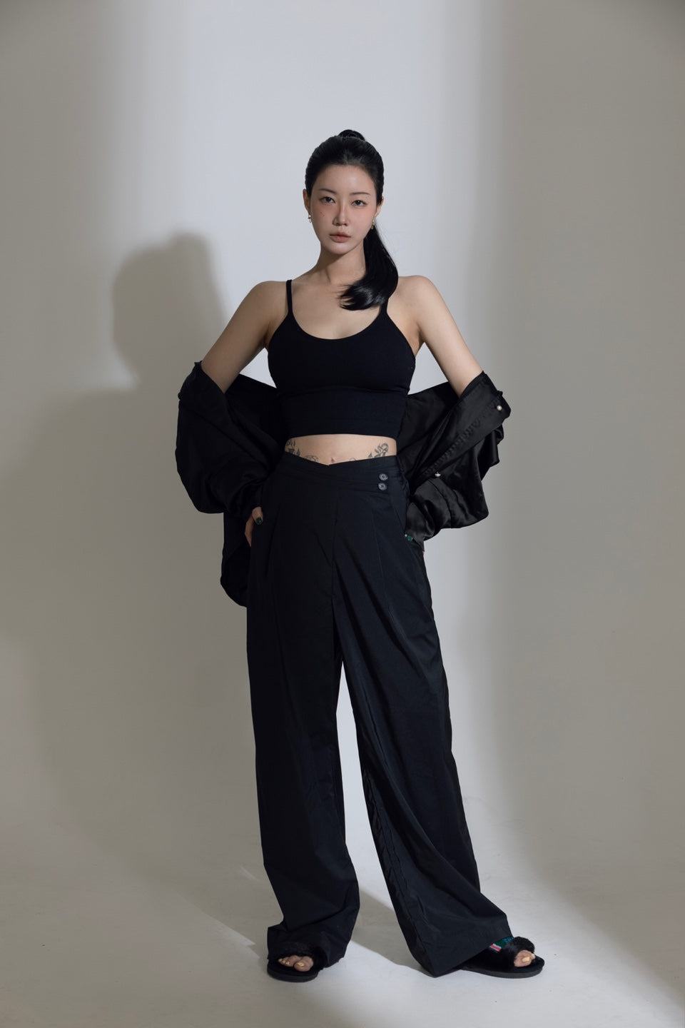 RUBBER BUTTON PANTS